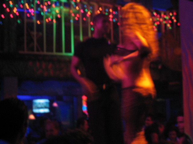 MIA35_MangoDance2