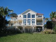 TG03_HouseBack1